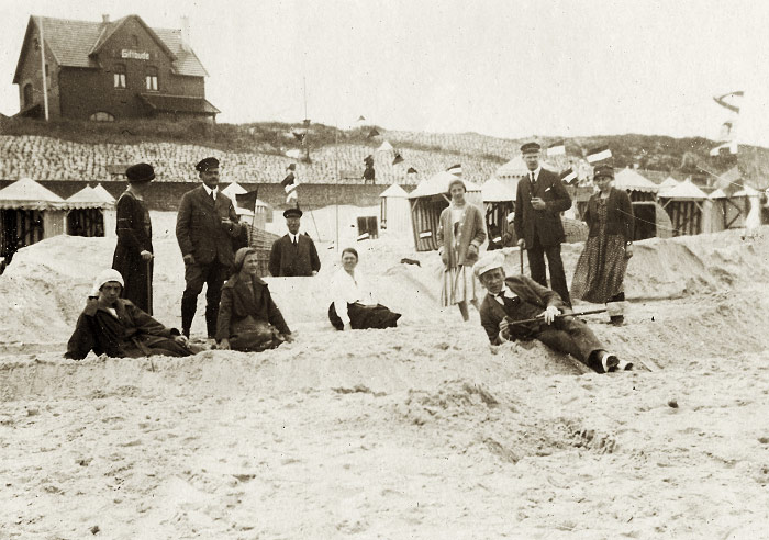 Gruppenfoto am Strand