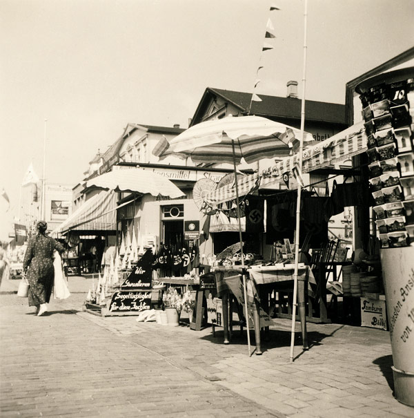 Andenkenladen in der Zedeliusstraße