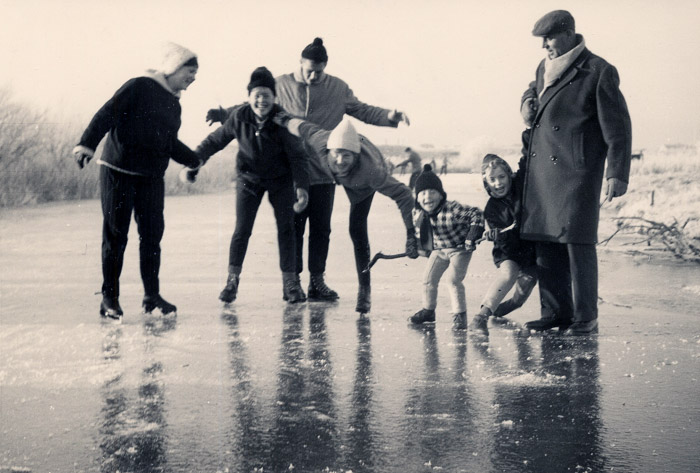 Eisvergnügen auf dem Deichgraben