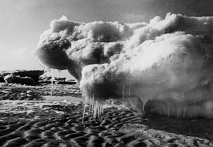 Eisschollen am Wangerooger Strand