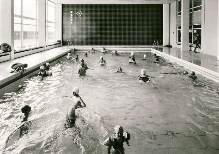 Meerwasser-Hallenbad