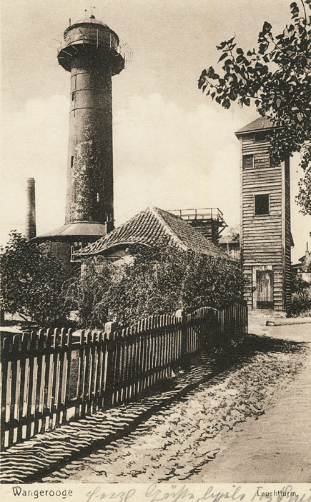 Leuchtturm mit Spritzenh&auml;uschen und Schlauchturm