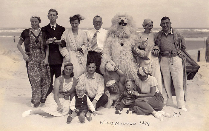 Gruppenbild mit Eisbär