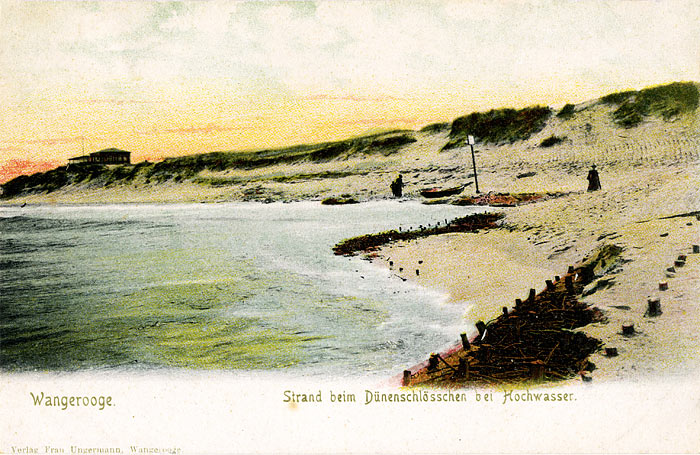 Strand beim Dünenschlößchen bei Hochwasser