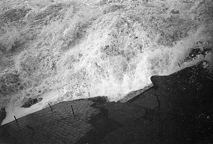 Sturmflut 1962. Zerstörungen an der Strandmauer