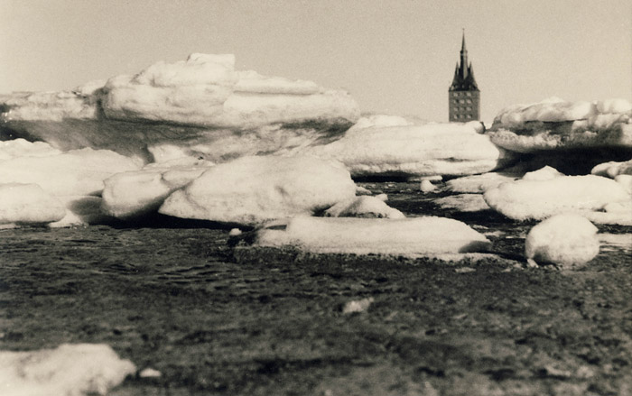 Eisschollen im Westen