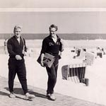 DLRG-Rettungsschwimmer am Strand